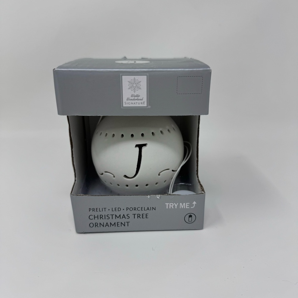 Winter Wonderland Signature collection porcelain ornament prelit LED letter J